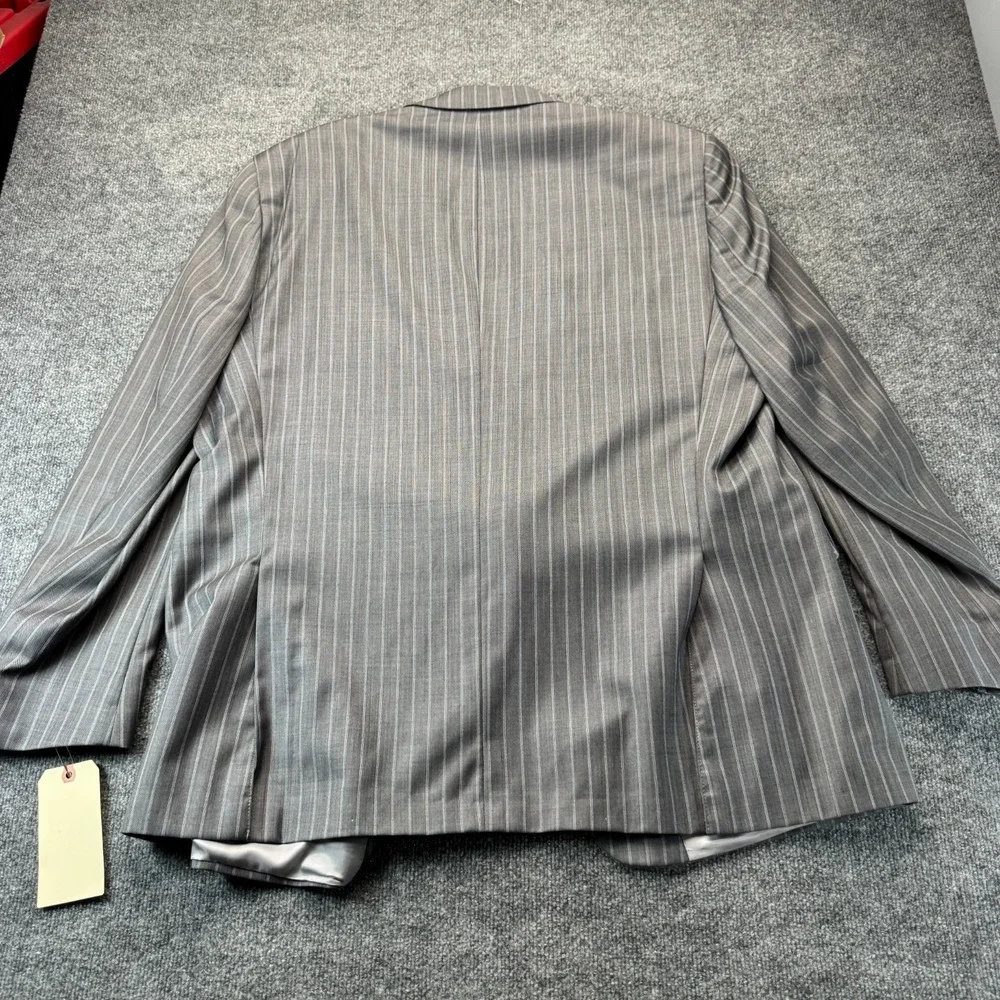 Hart Schaffner Marx Men's 2pc Suit Gray Pinstripe 50L Pleated Pants 44x28 USA